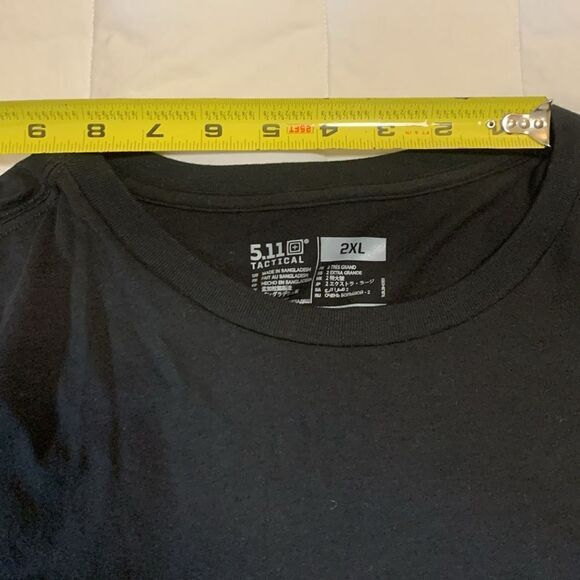 5.11 TACTICAL, conceal carry T shirt, 2XL, like new condition - Picture 9 of 10